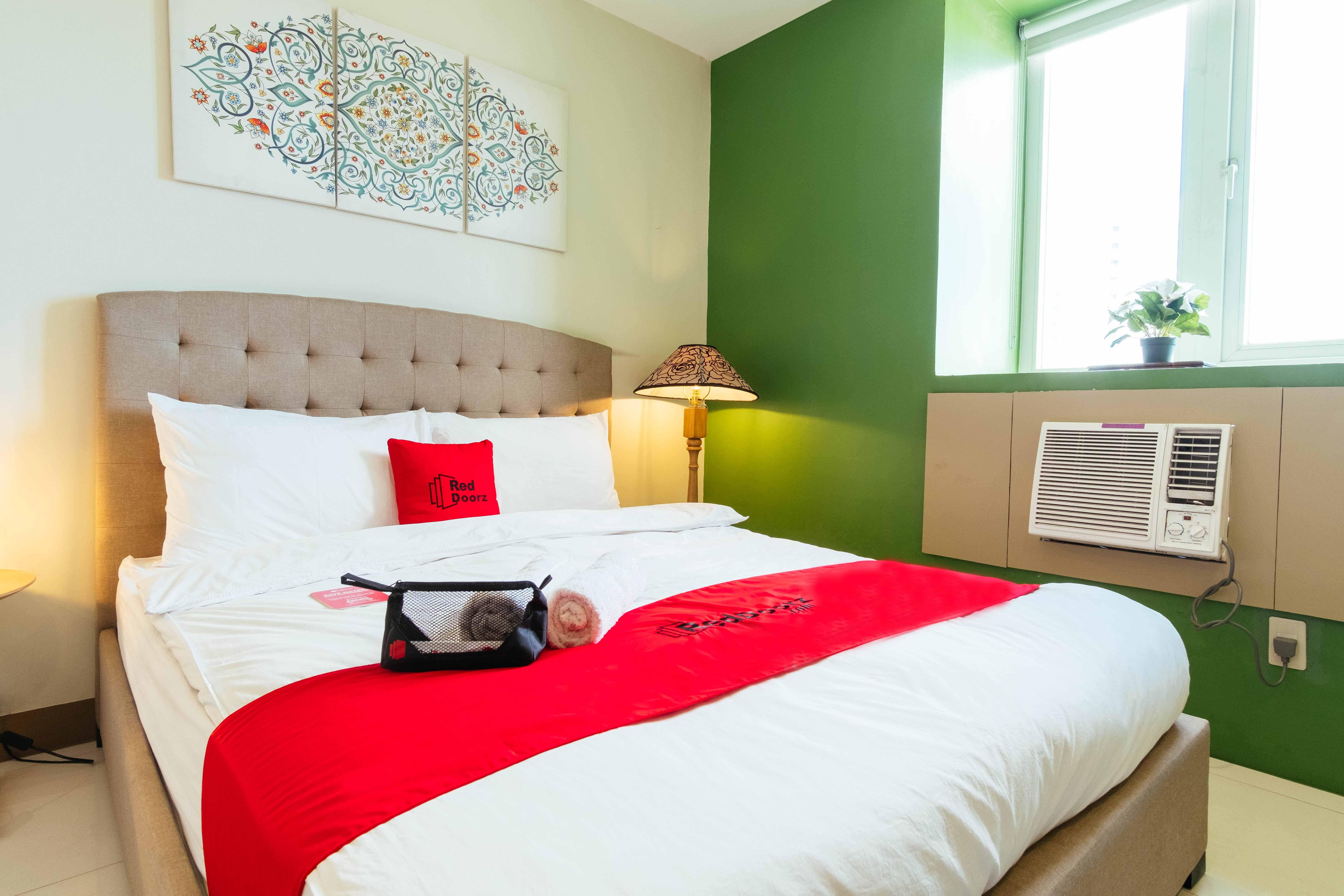 Hotel RedDoorz Plus @ Kamuning Quezon City Zewnętrze zdjęcie